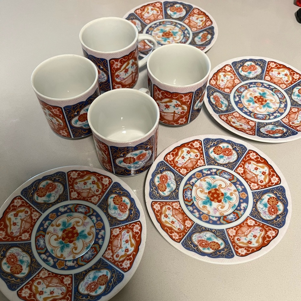 Vintage Japanese Imari Porcelain Cups & Saucers – Set of 4 – Authentic